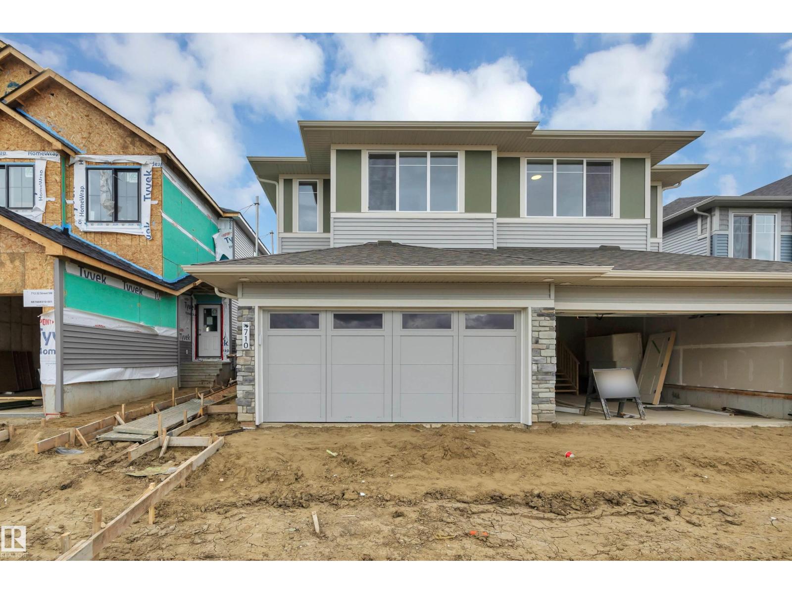 710 22 St Sw Property Photo 1