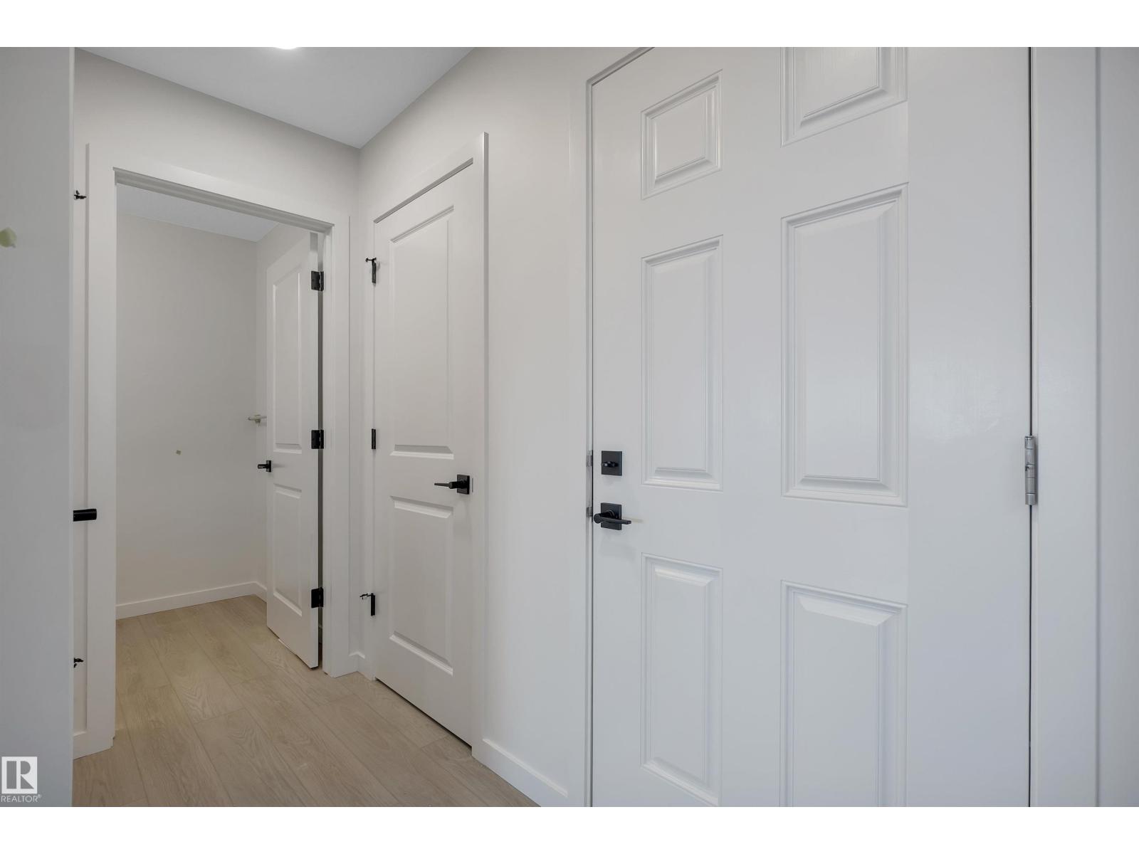 710 22 St Sw Property Photo 8