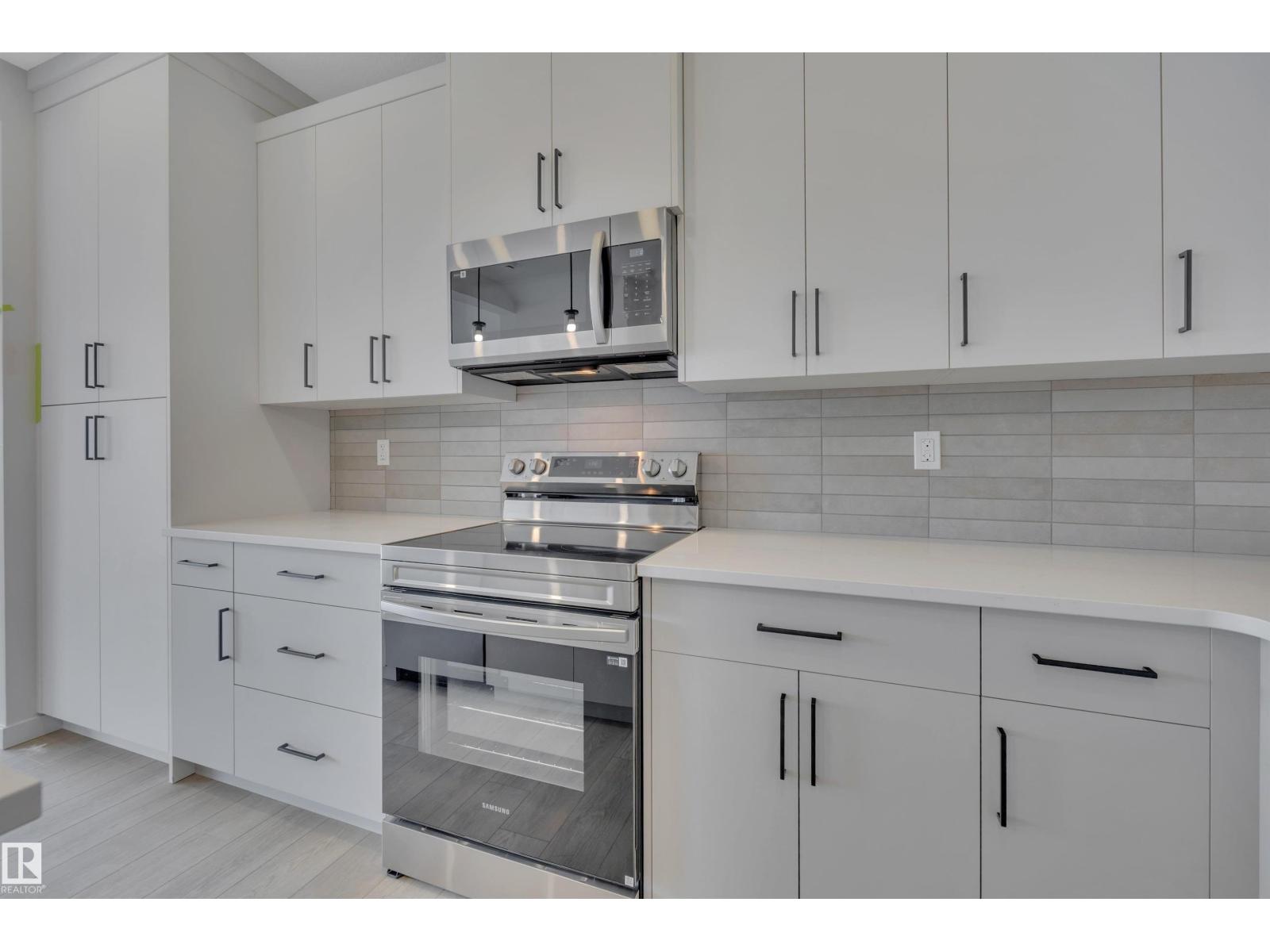 710 22 St Sw Property Photo 10