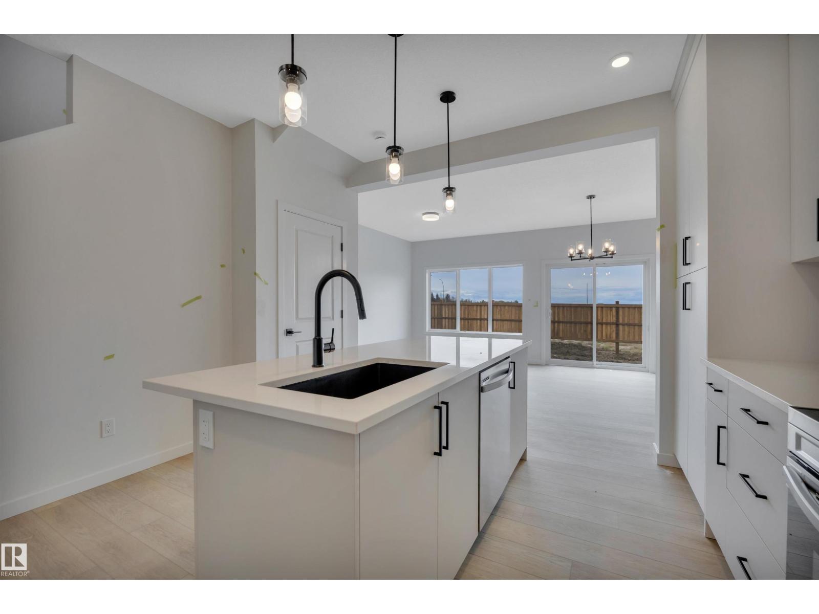 710 22 St Sw Property Photo 11