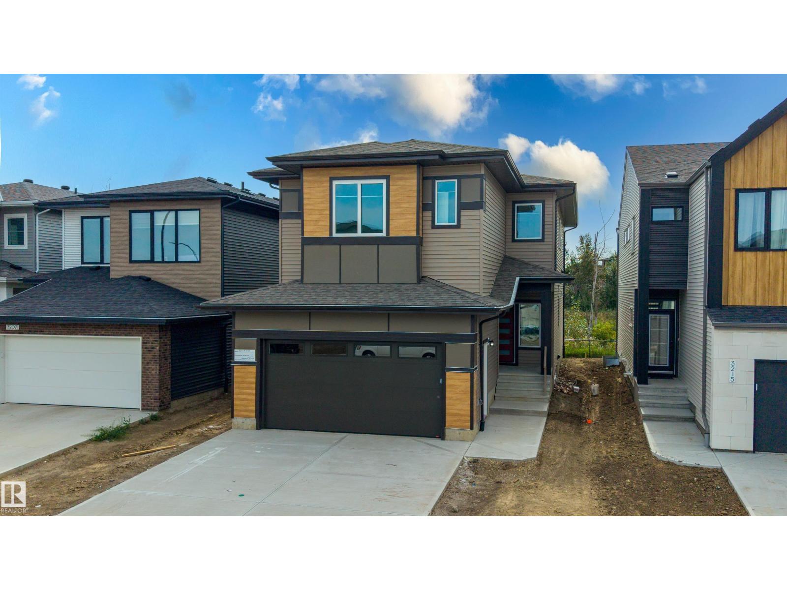 3211 5 Av Sw Property Photo 2