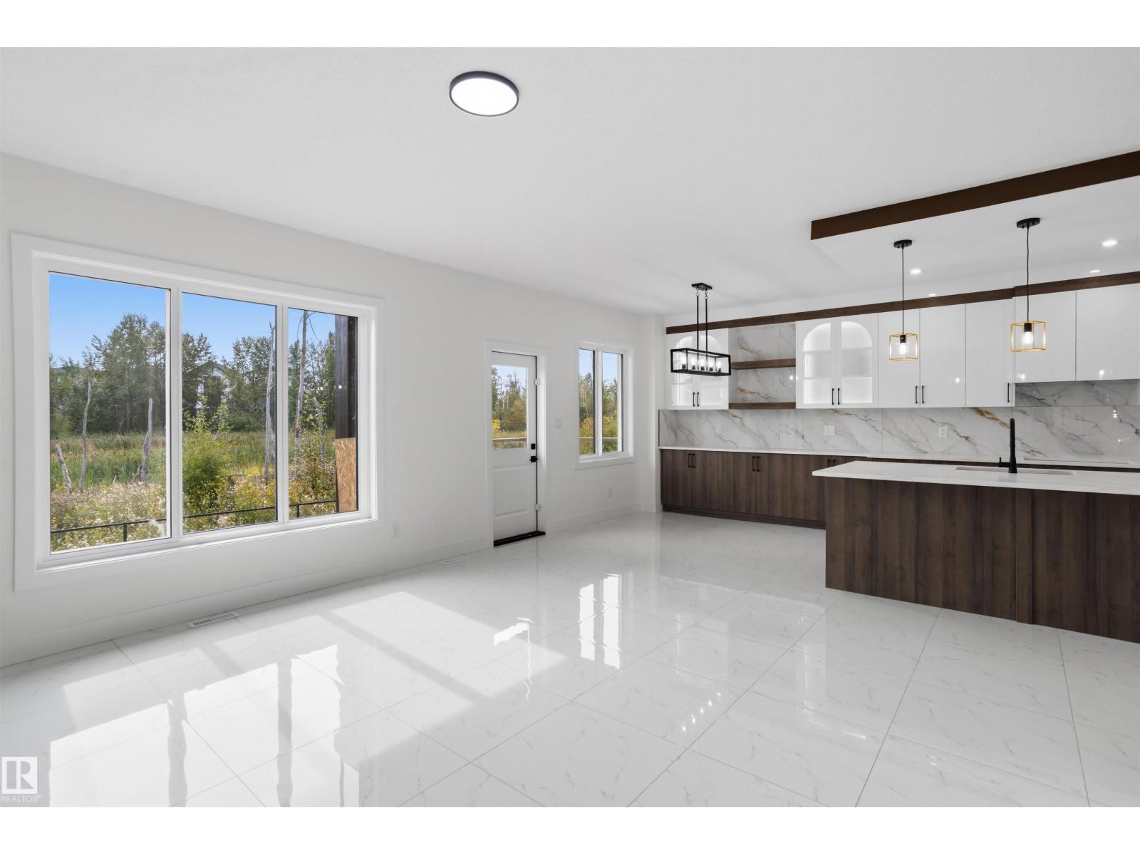 3211 5 Av Sw Property Photo 21