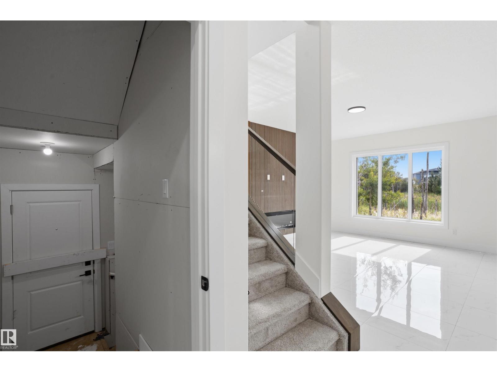 3211 5 Av Sw Property Photo 23