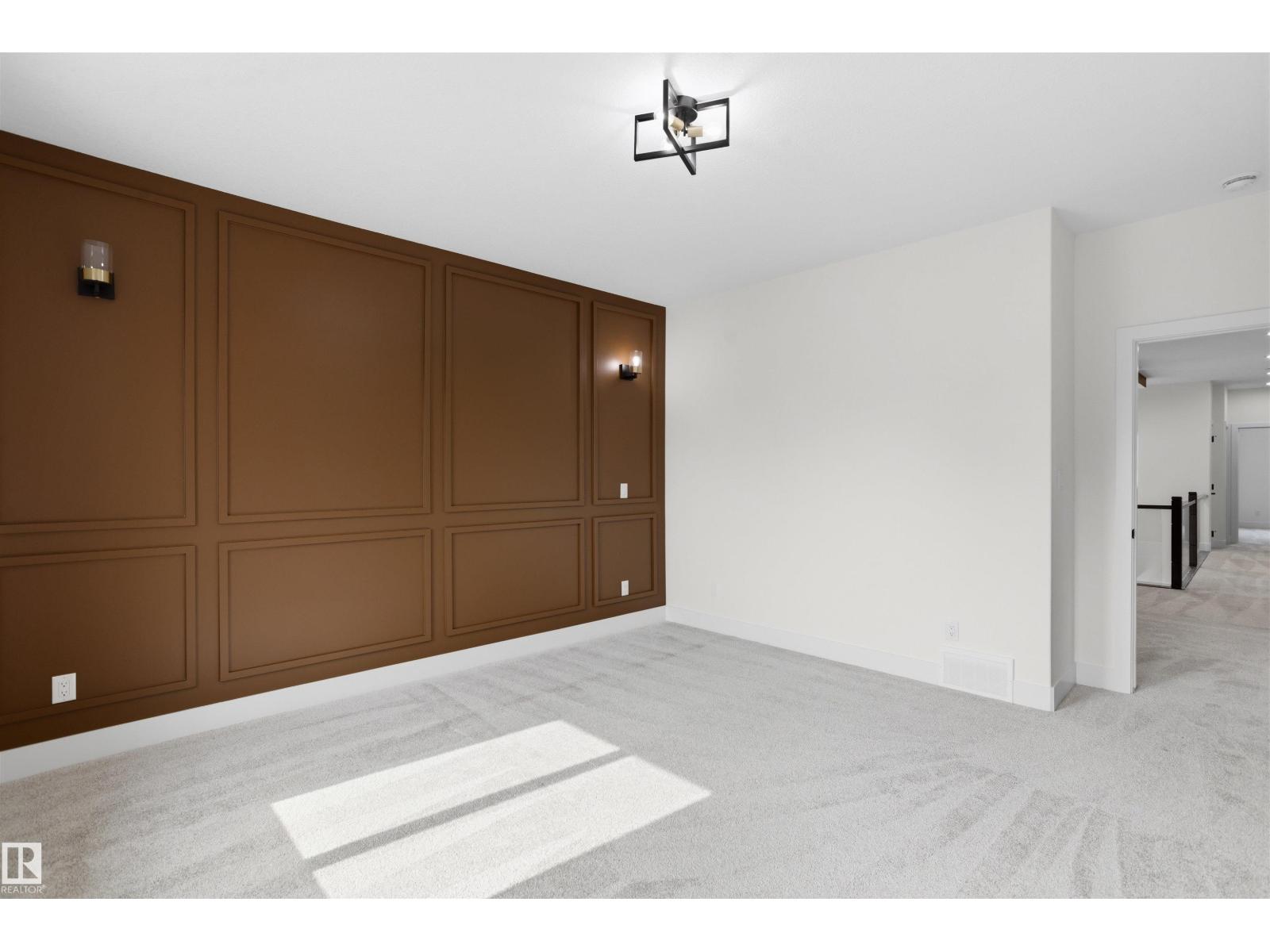 3211 5 Av Sw Property Photo 30