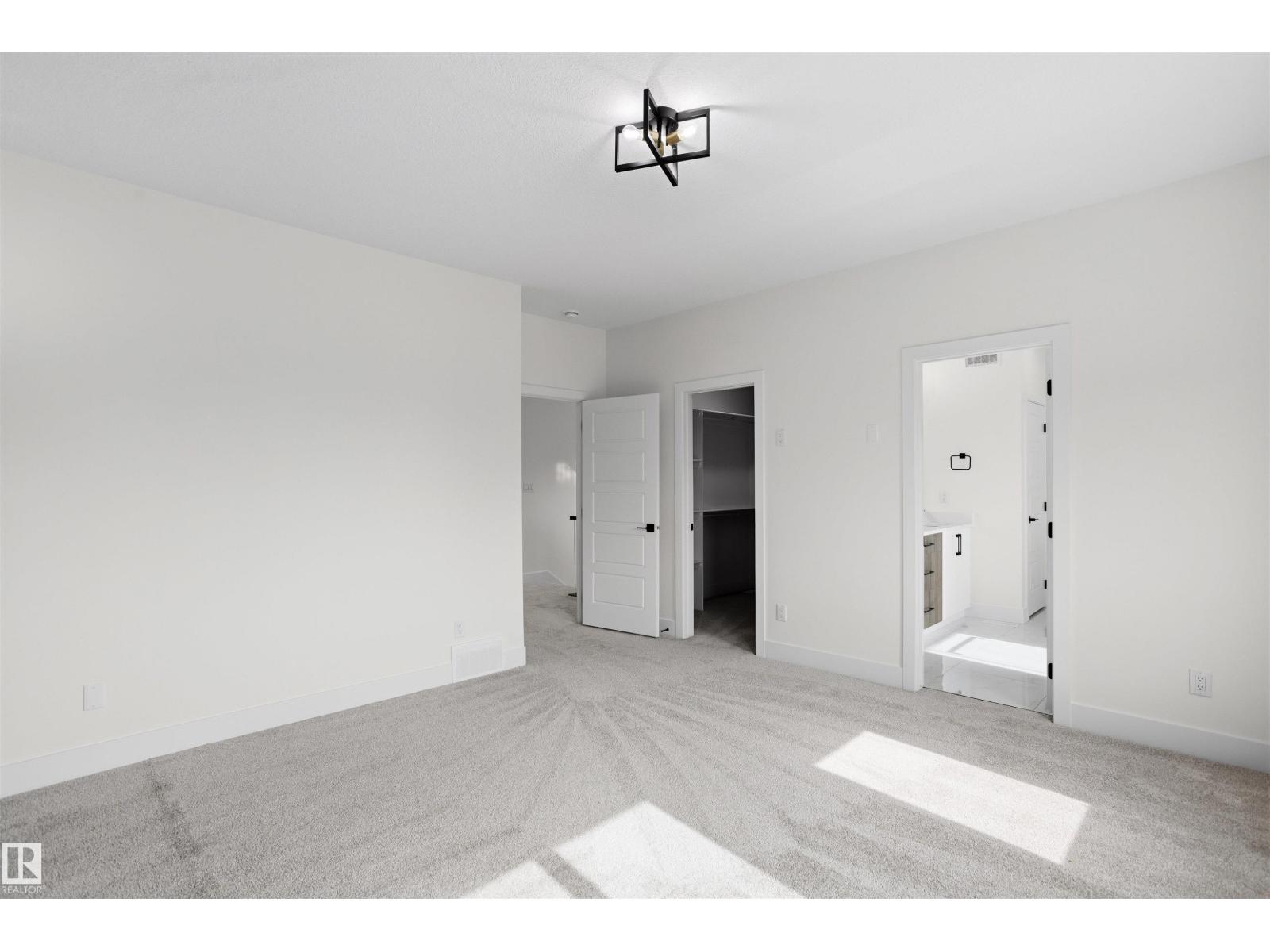 3211 5 Av Sw Property Photo 31