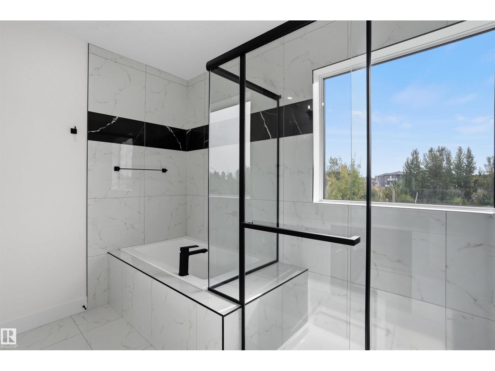 3211 5 Av Sw Property Photo 33