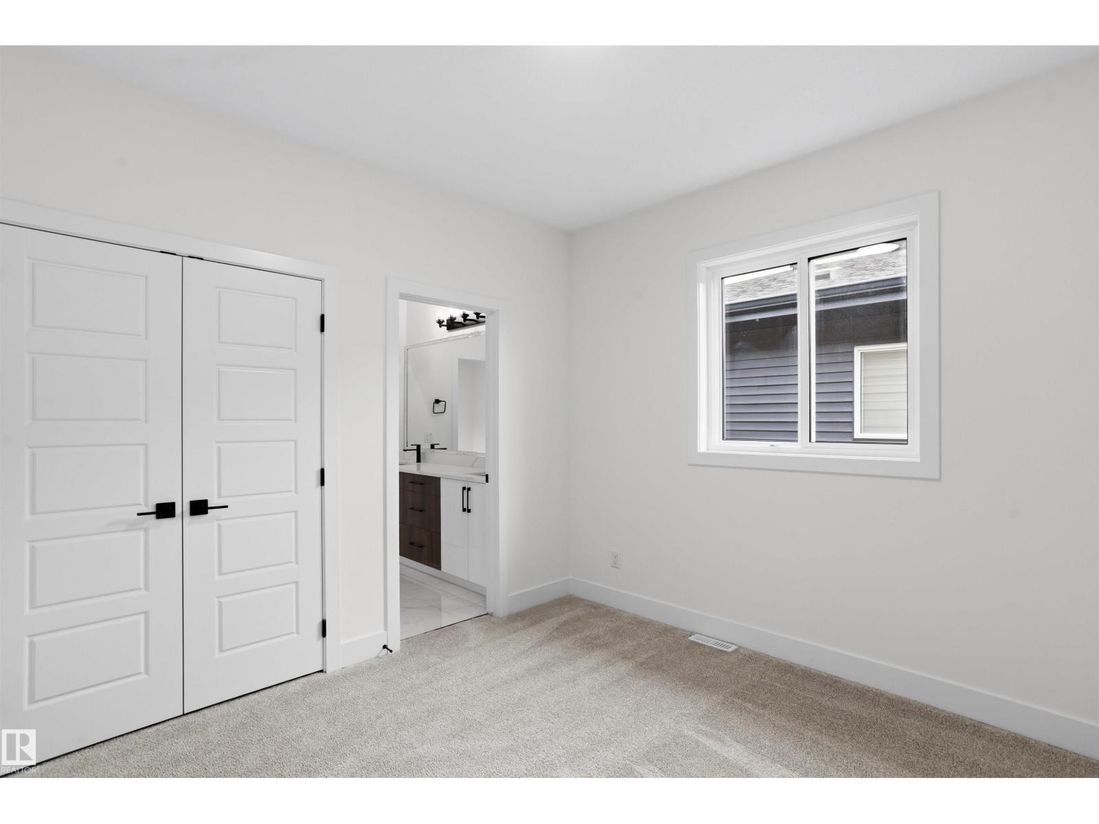 3211 5 Av Sw Property Photo 38