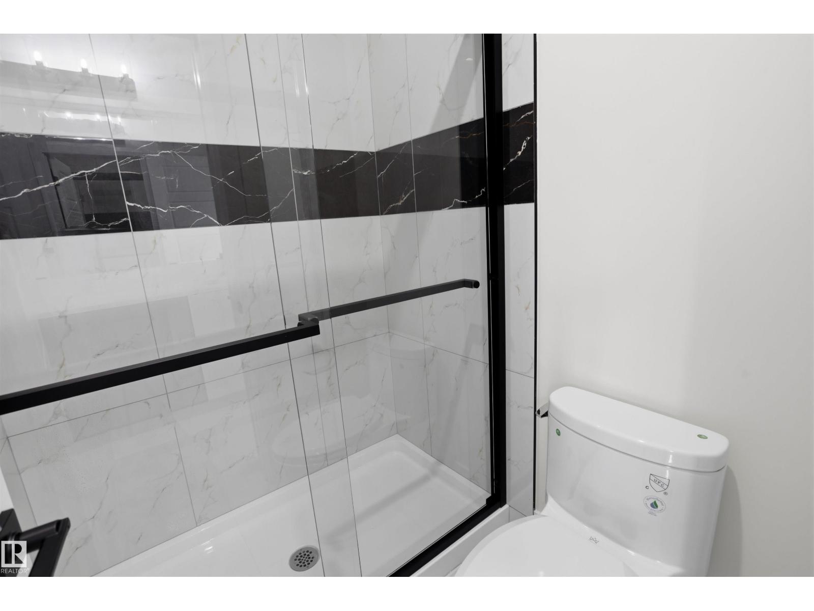 3211 5 Av Sw Property Photo 40
