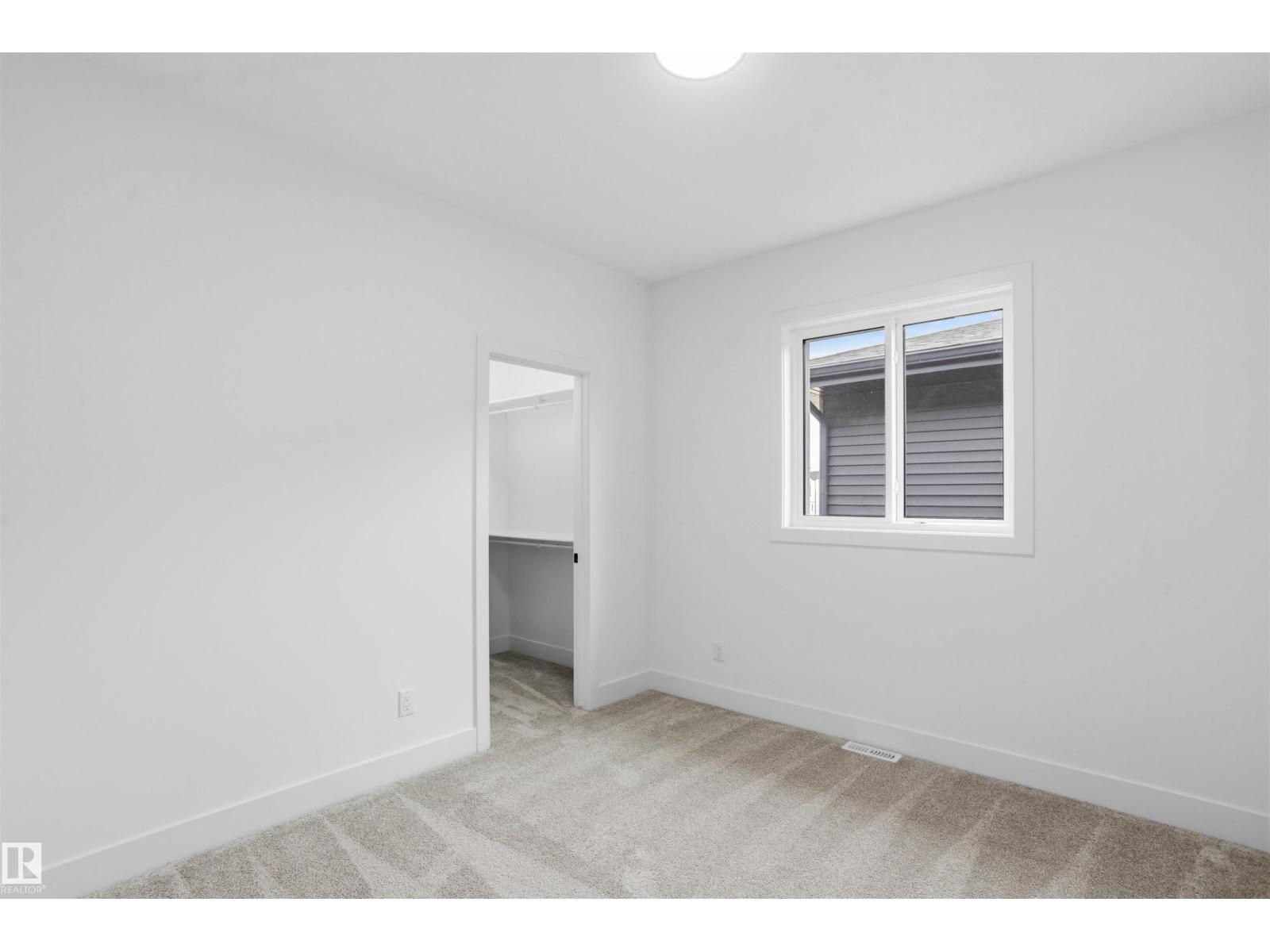 3211 5 Av Sw Property Photo 41