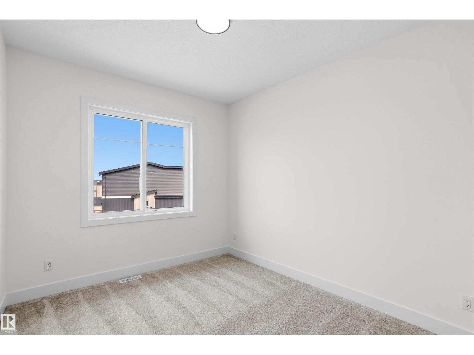 3211 5 Av Sw Property Photo 44