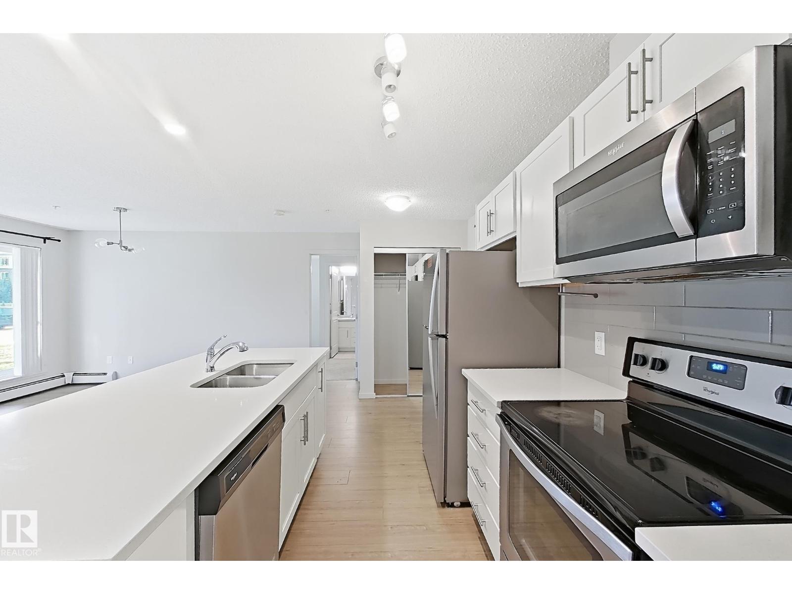 #112 5404 7 Av Sw Property Photo 15