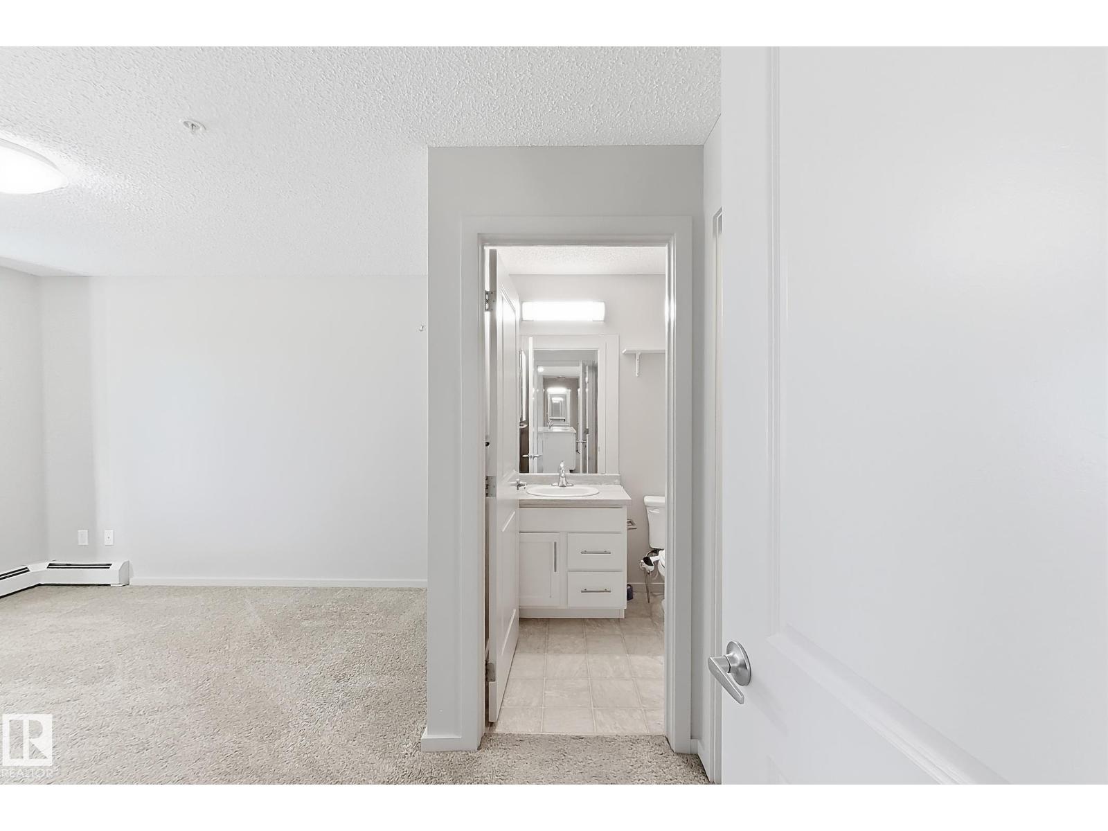 #112 5404 7 Av Sw Property Photo 18