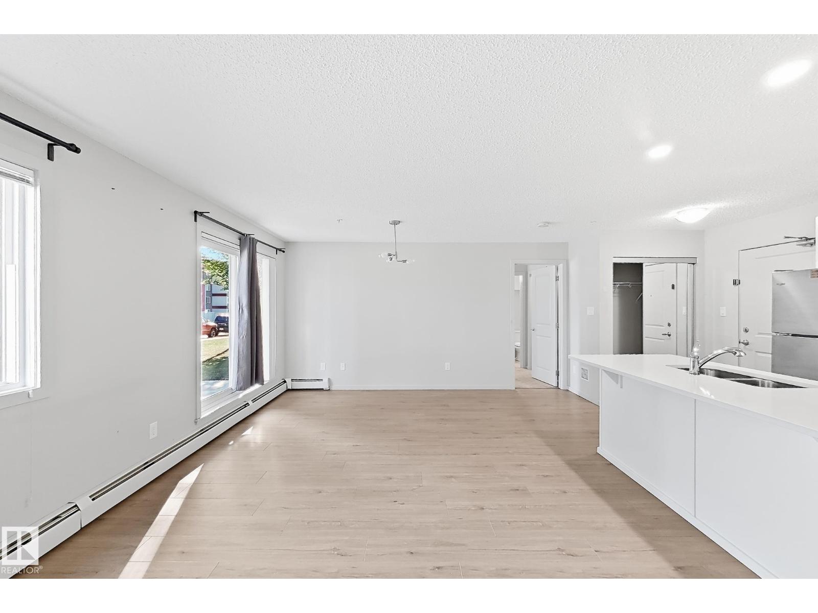 #112 5404 7 Av Sw Property Photo 22