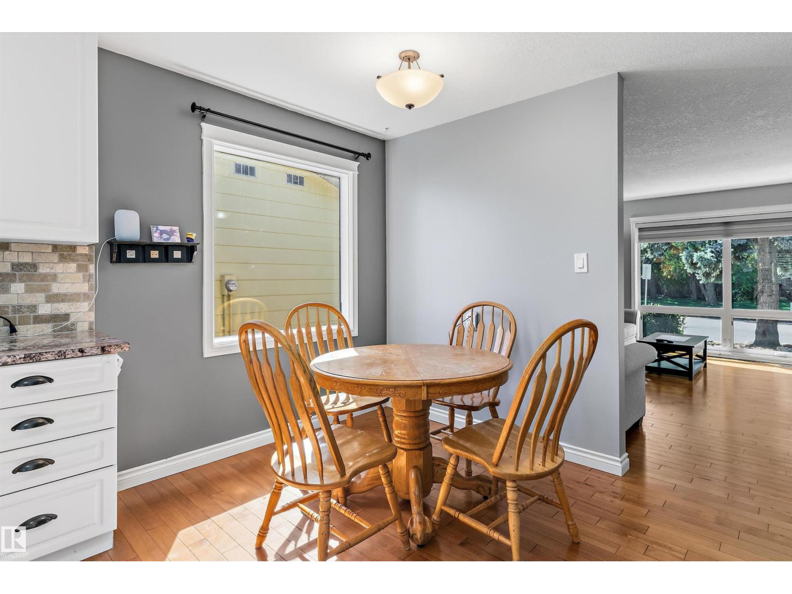3839 117 St Nw Property Photo 8
