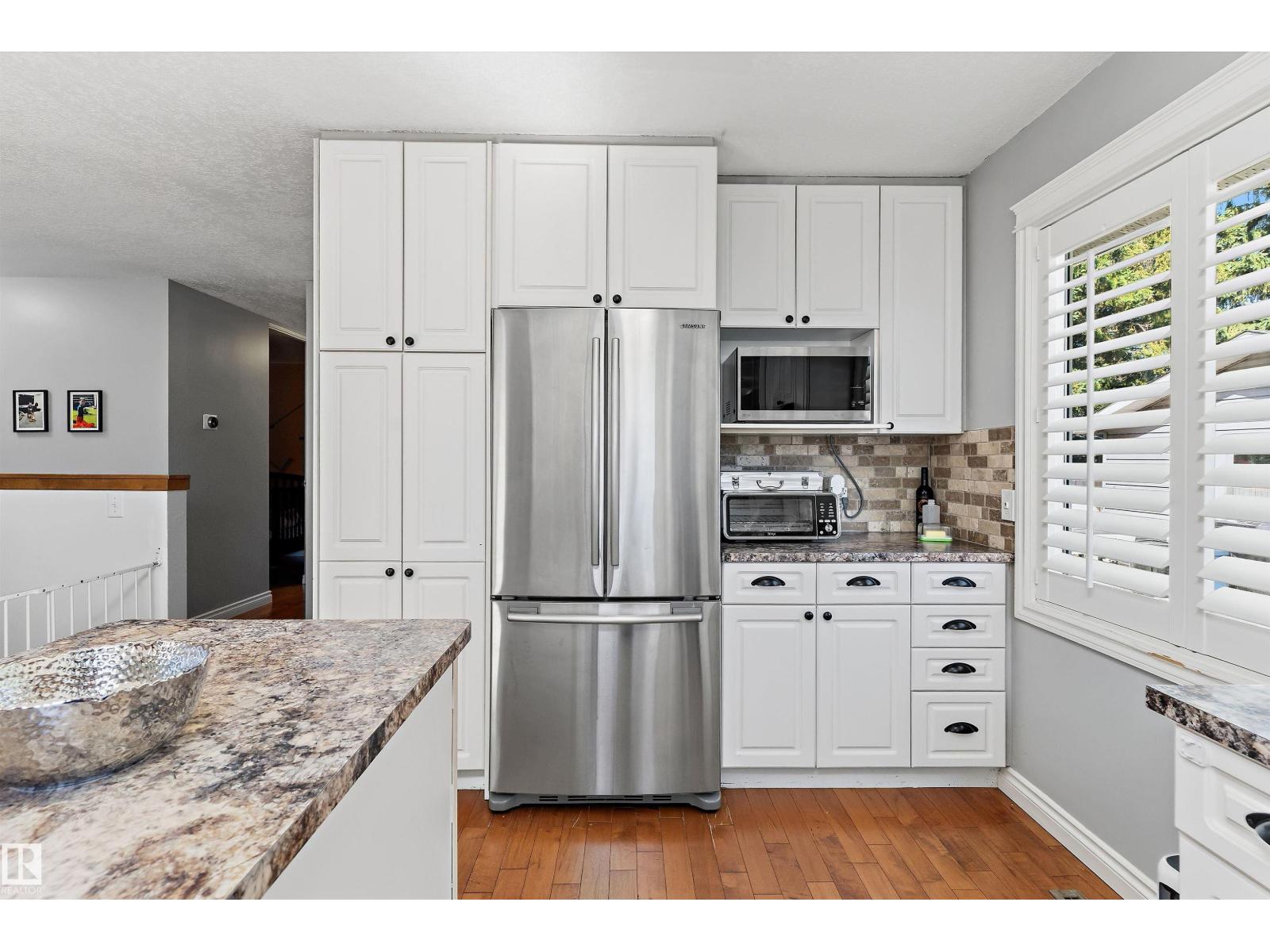 3839 117 St Nw Property Photo 14