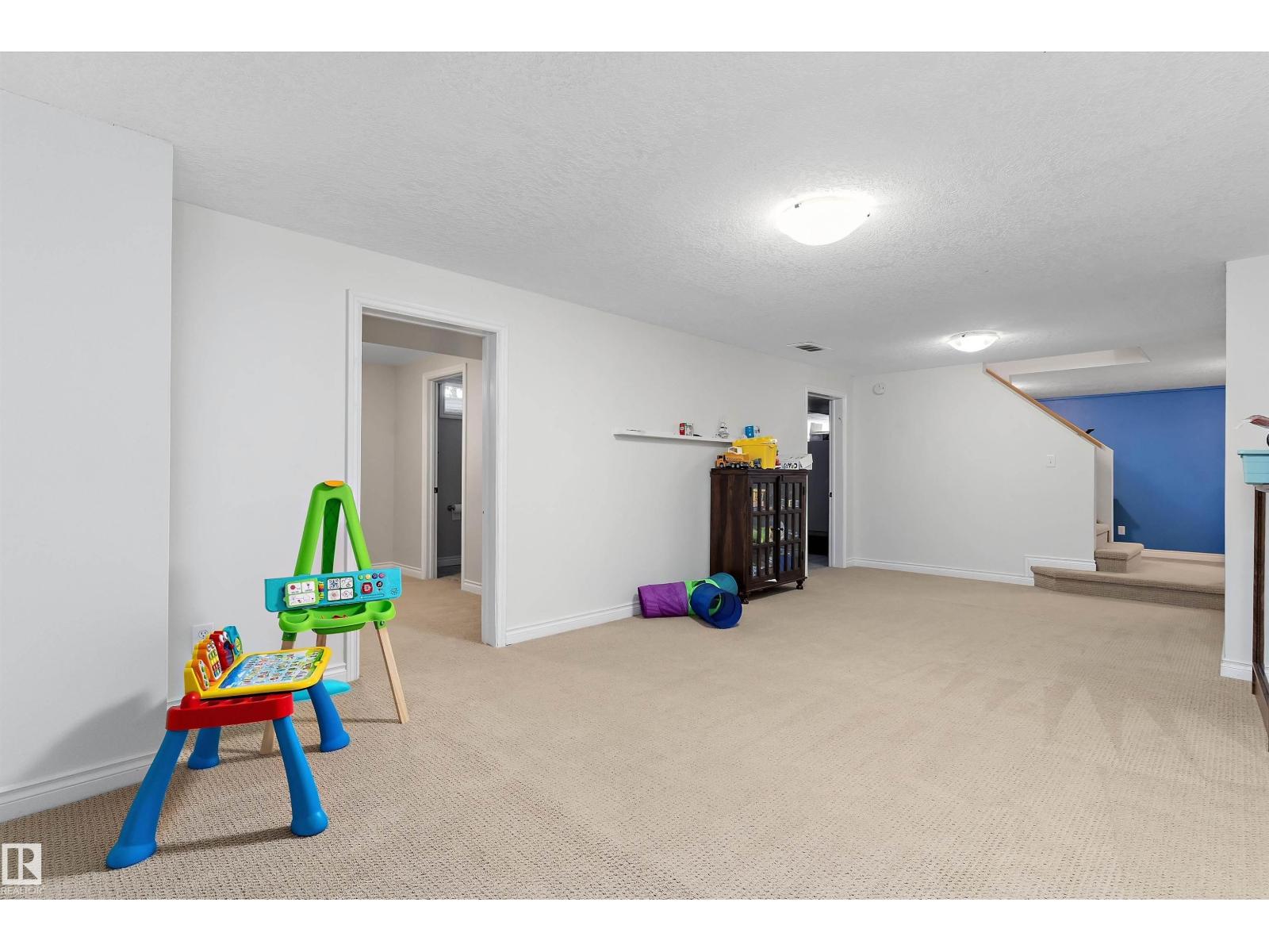 3839 117 St Nw Property Photo 27
