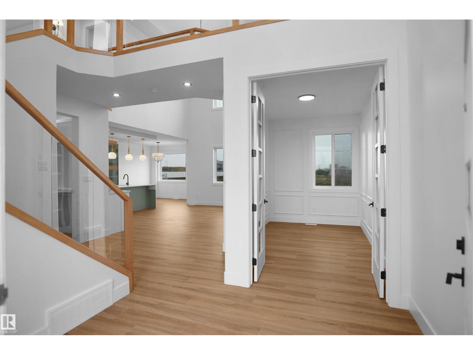 142 Edgewater Ci Property Photo 5
