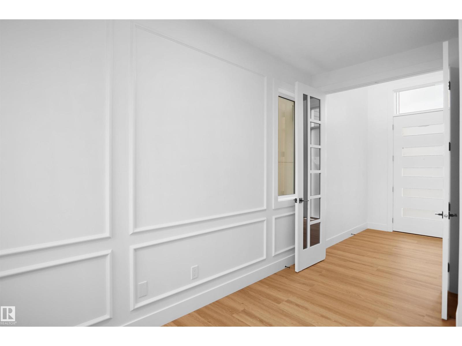 142 Edgewater Ci Property Photo 9