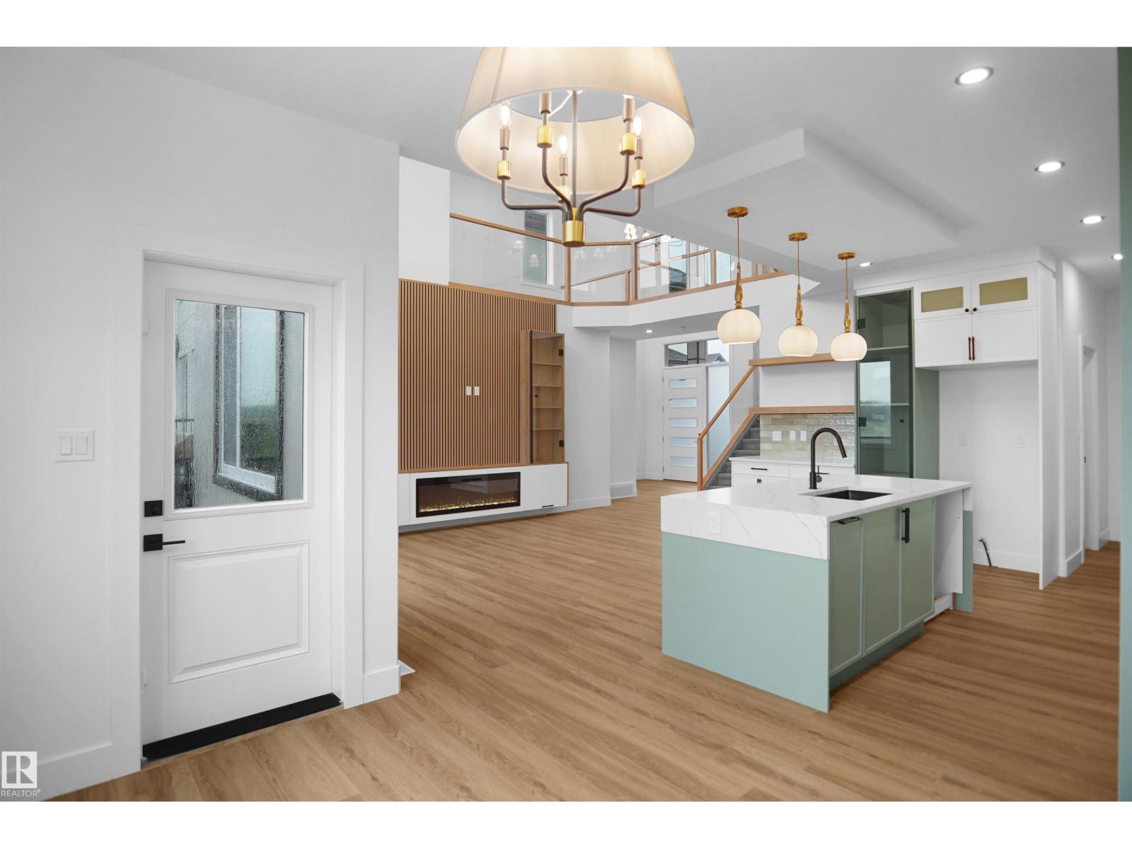 142 Edgewater Ci Property Photo 32