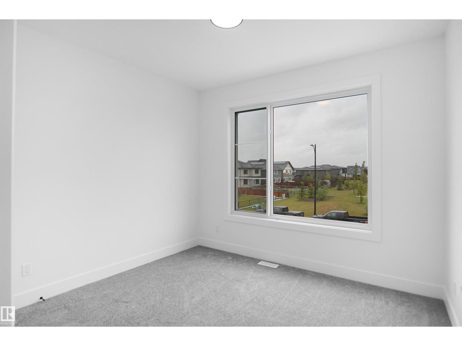 142 Edgewater Ci Property Photo 63