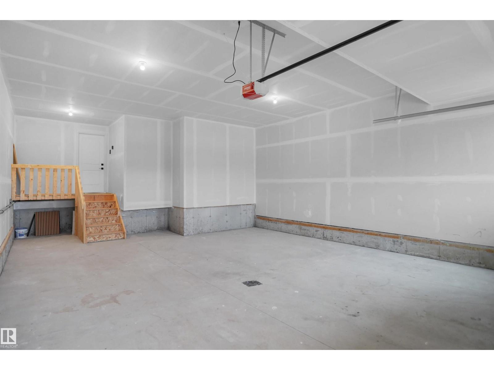 142 Edgewater Ci Property Photo 75