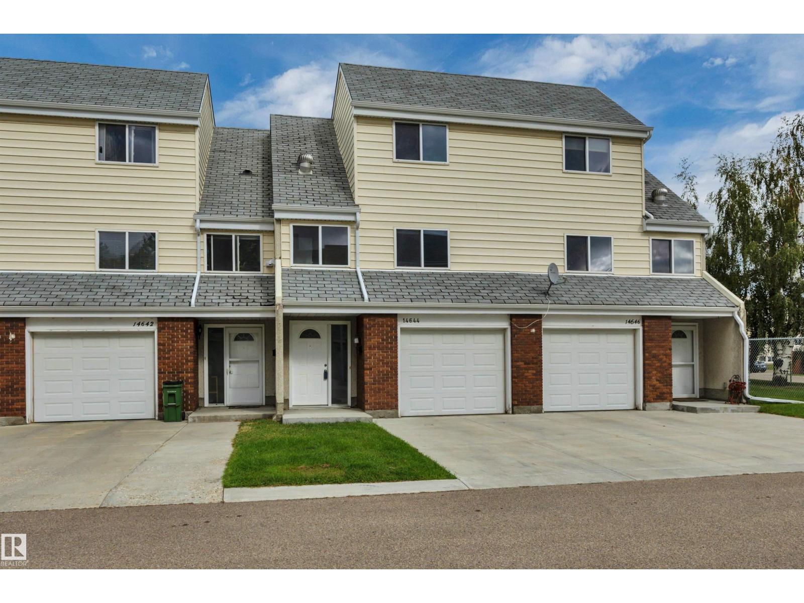 14644 52 St Nw Property Photo 1