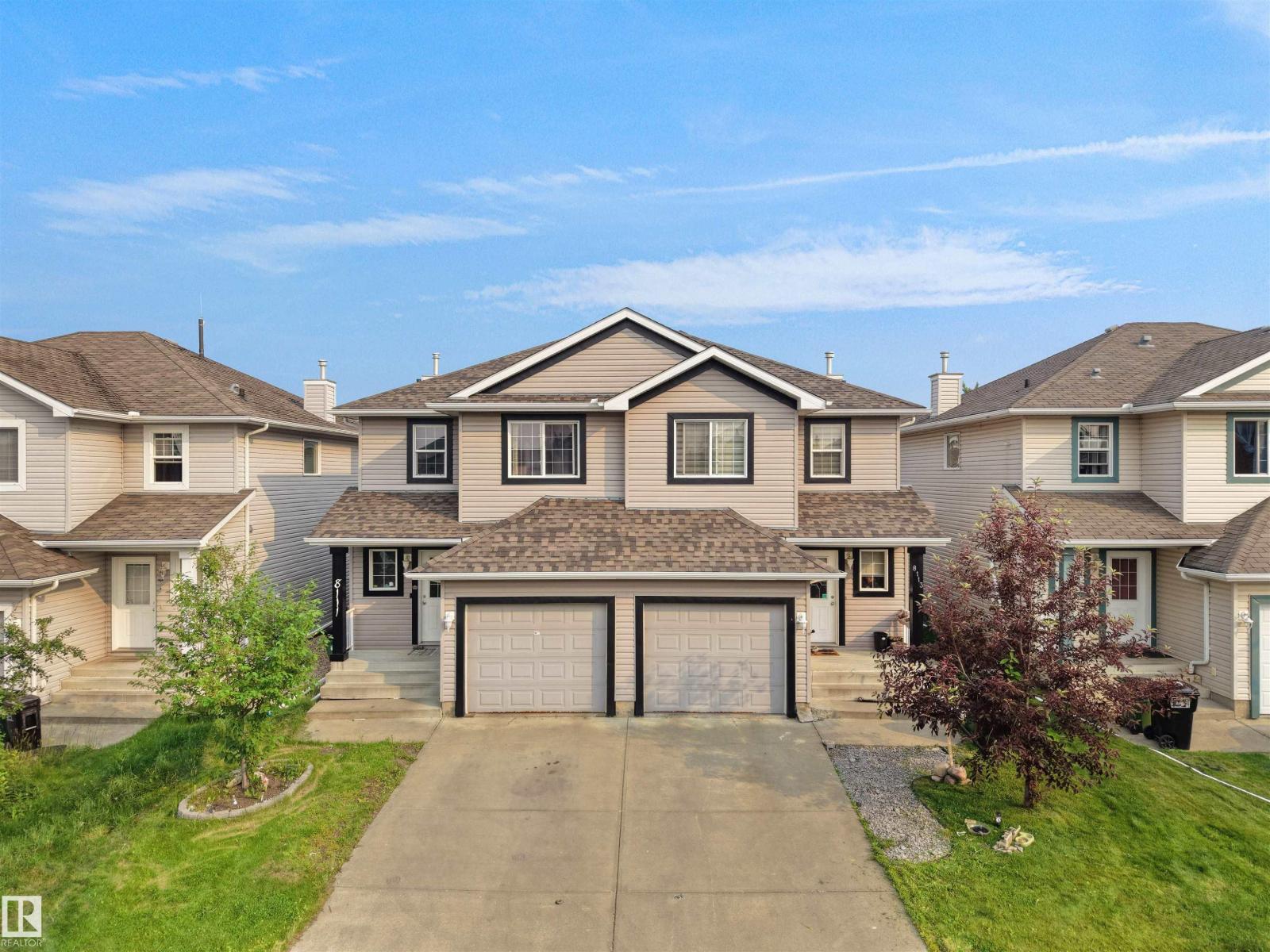 8111 7 AVE AV SW SW Property Photo 1