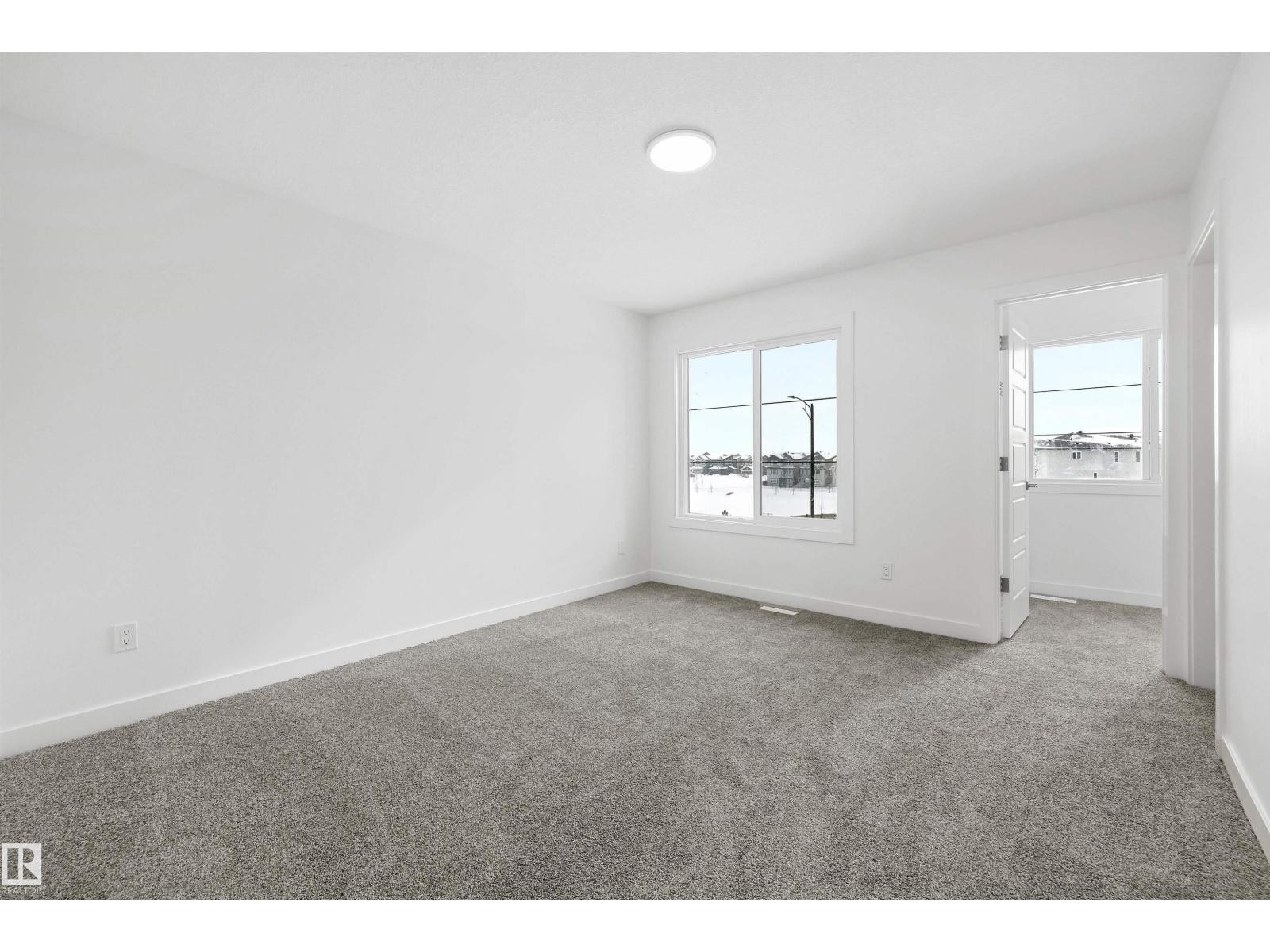 8704 183 Av Nw Property Photo 34