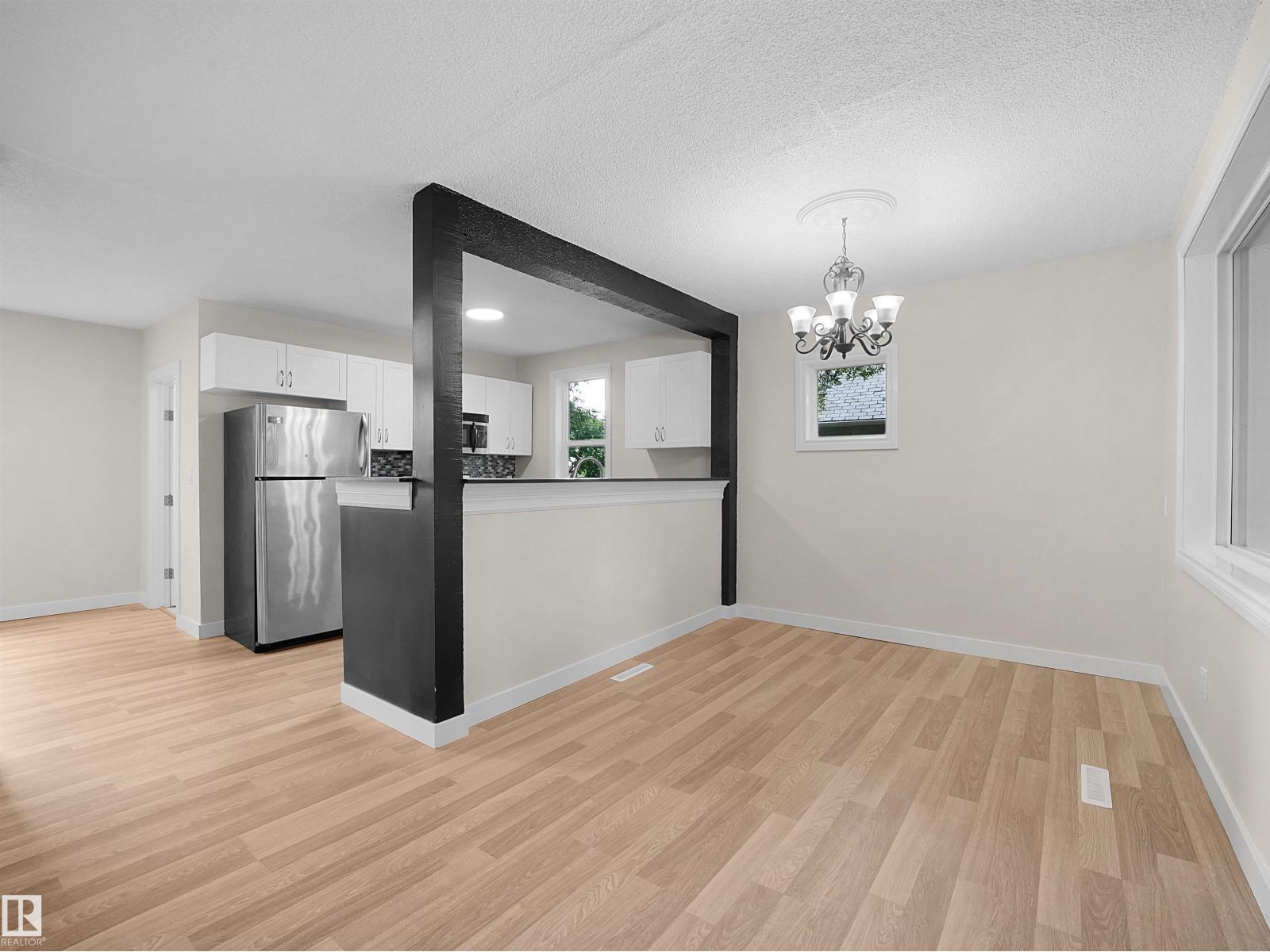11918 86 St Nw Property Photo 2