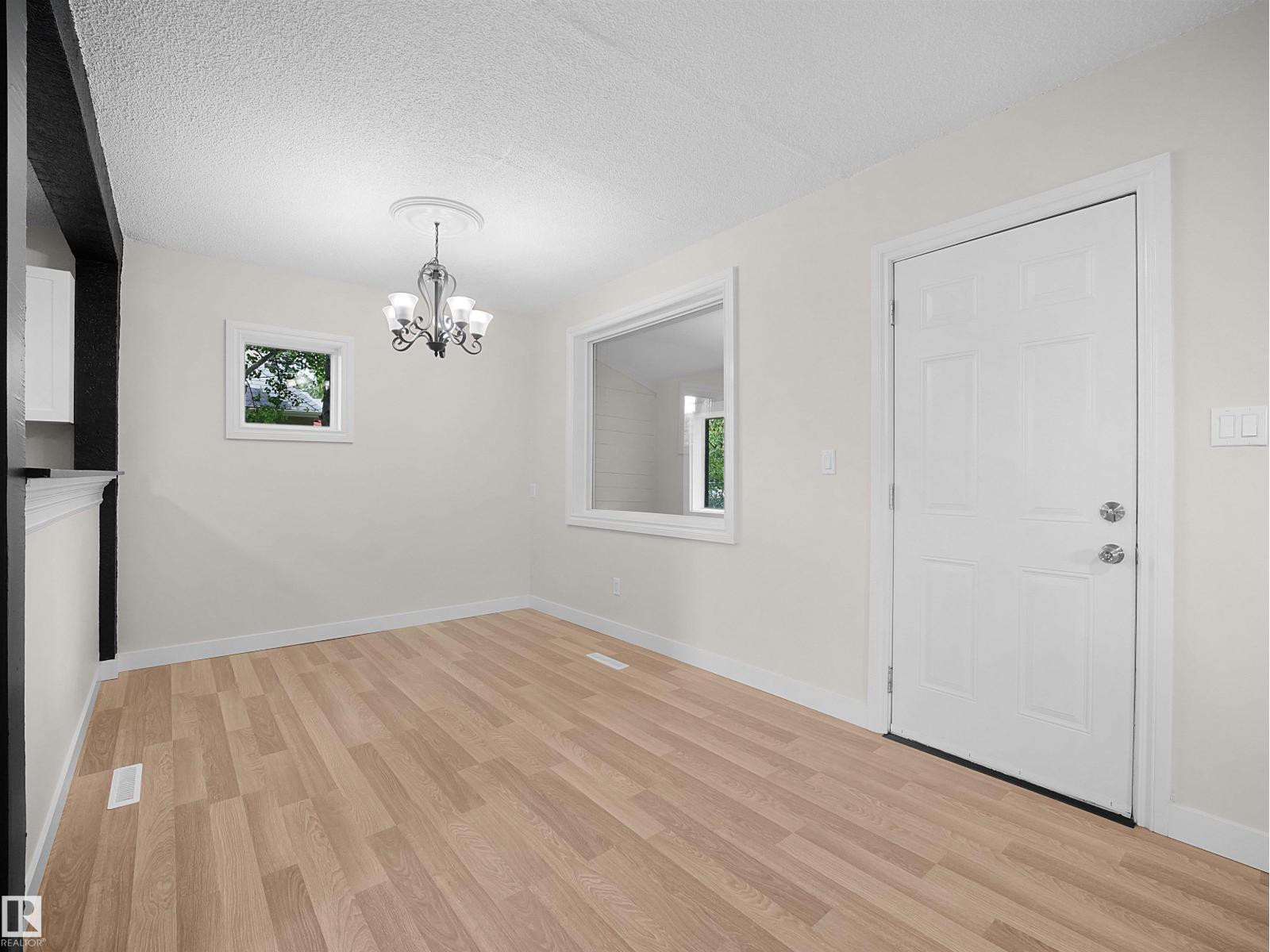 11918 86 St Nw Property Photo 10