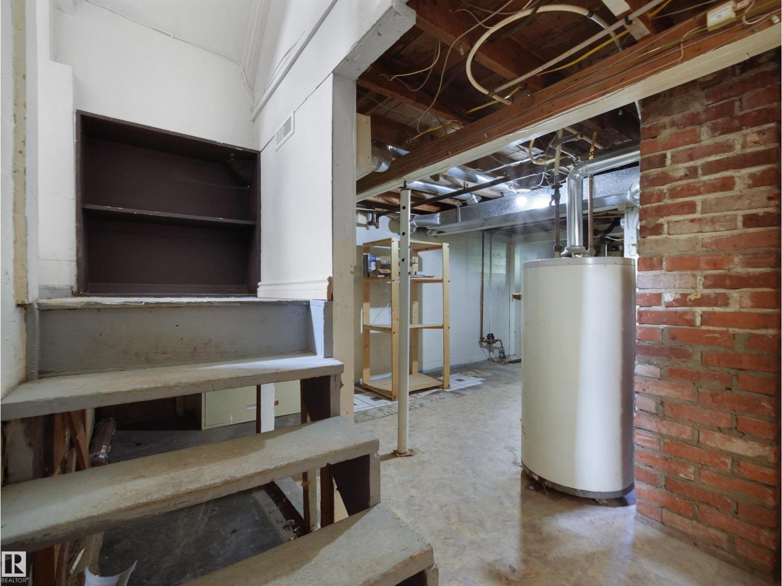 11918 86 St Nw Property Photo 22