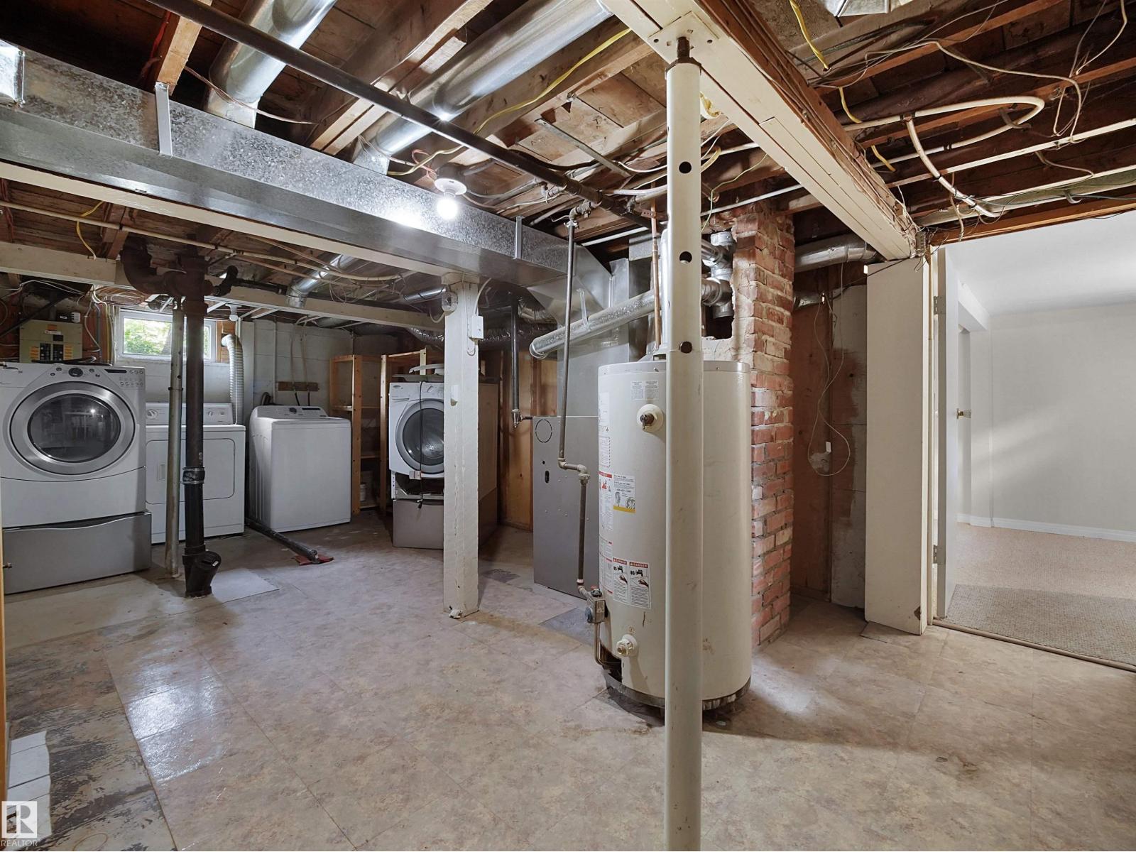 11918 86 St Nw Property Photo 23