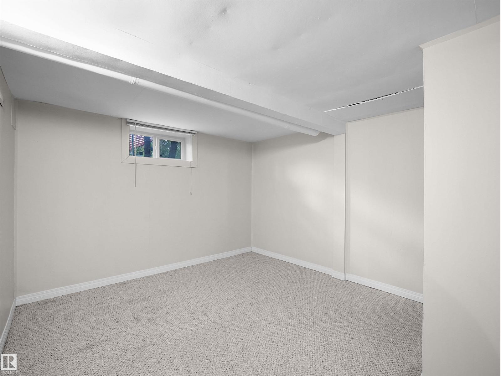 11918 86 St Nw Property Photo 27