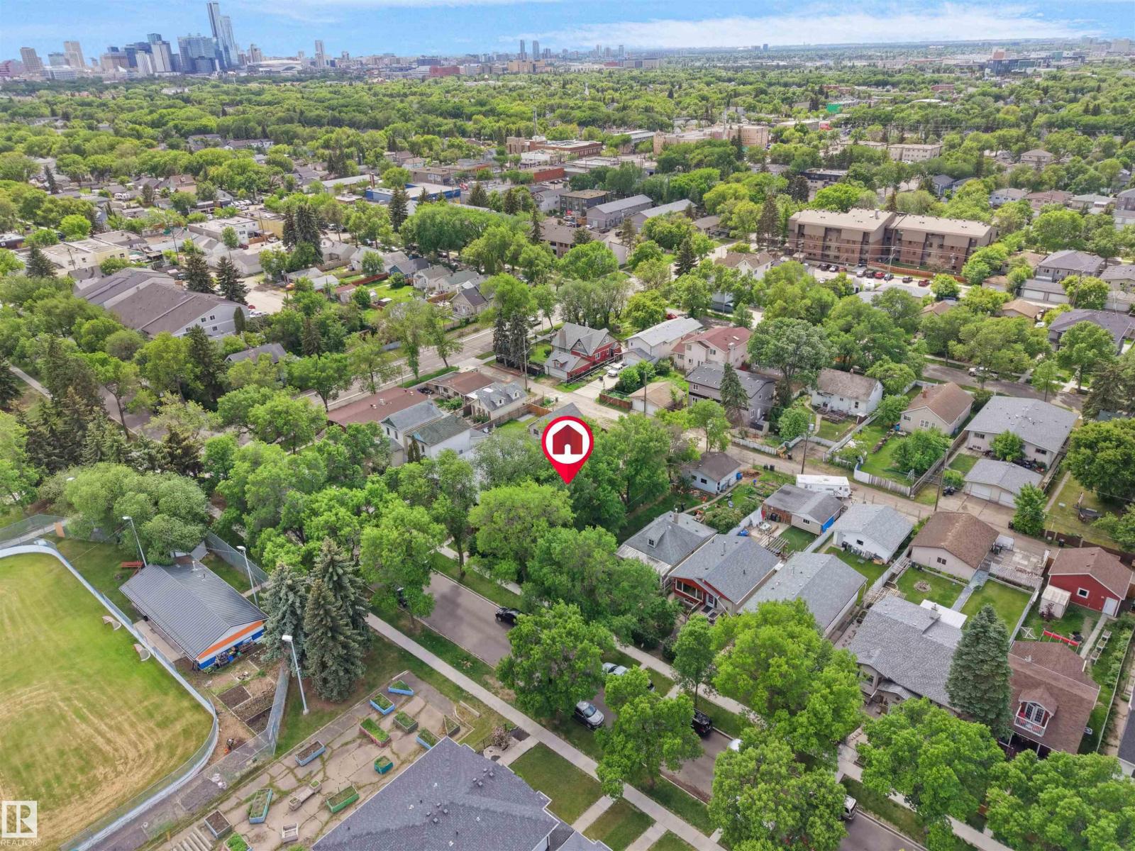 11918 86 St Nw Property Photo 41