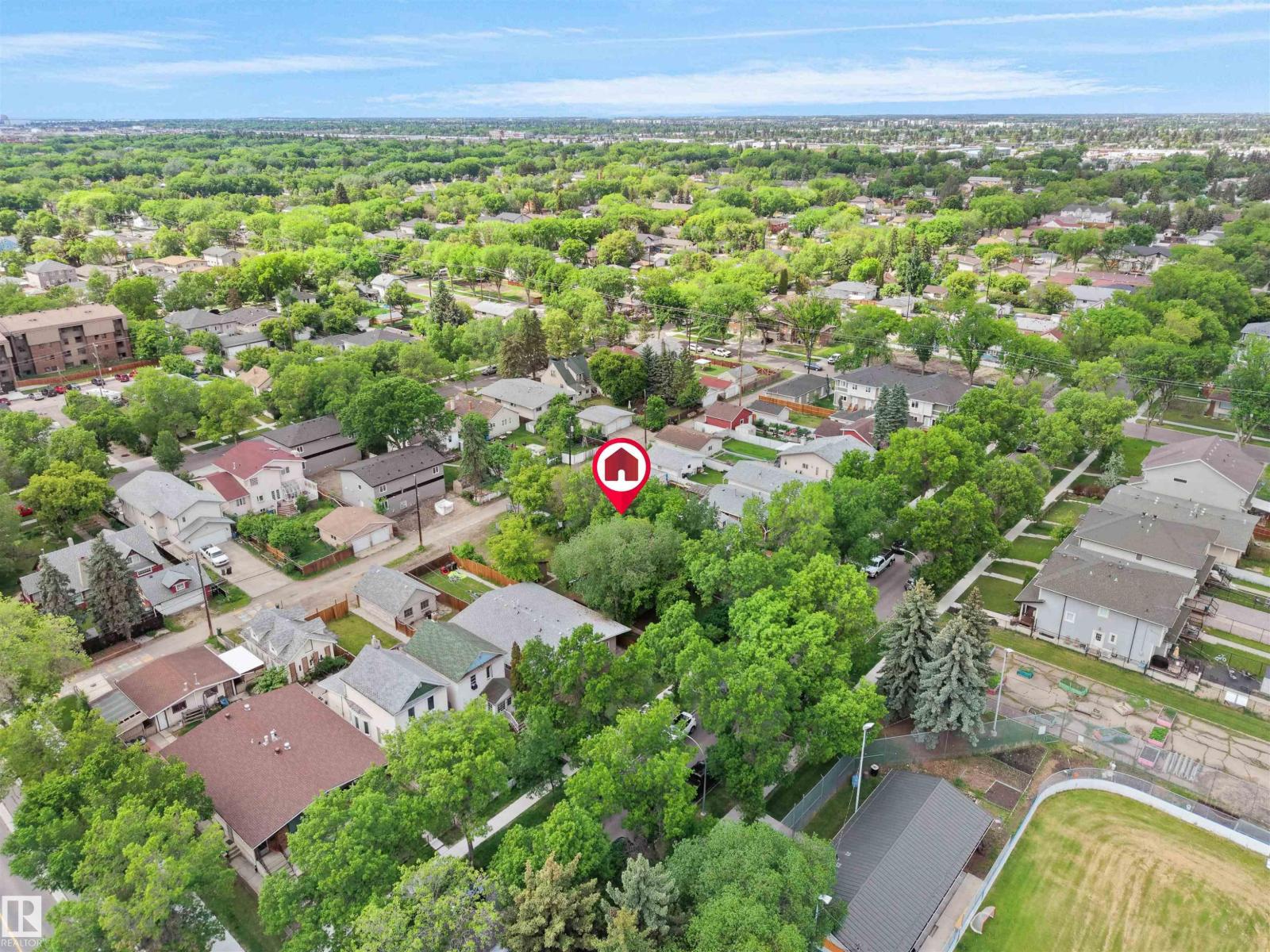 11918 86 St Nw Property Photo 42