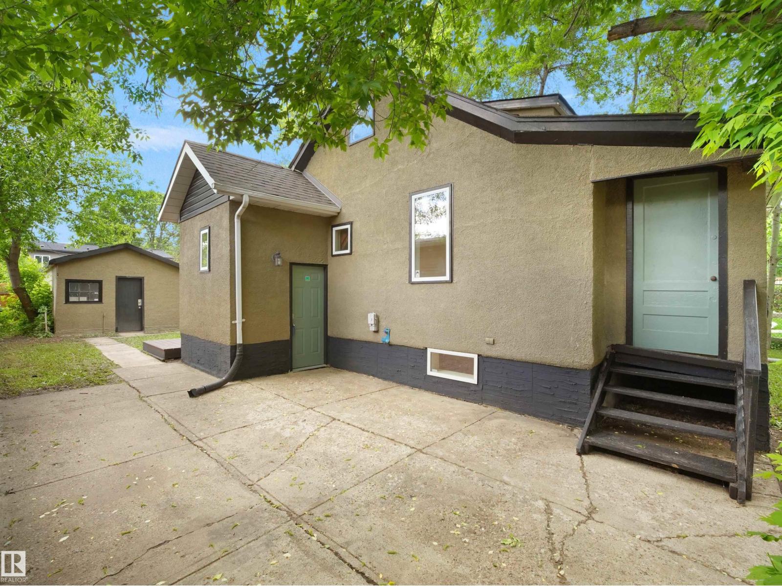 11918 86 St Nw Property Photo 45