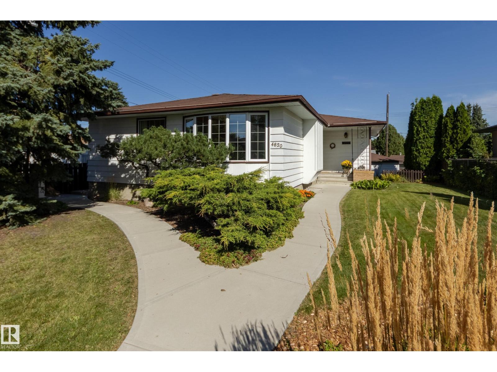 4820 109 Av Nw Property Photo 2