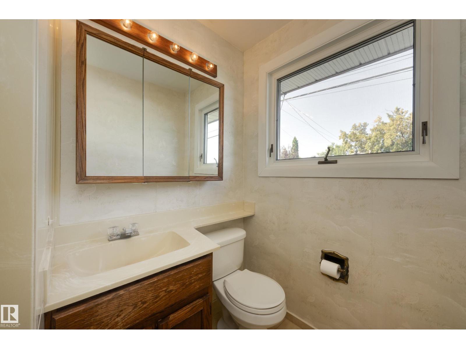 4820 109 Av Nw Property Photo 22