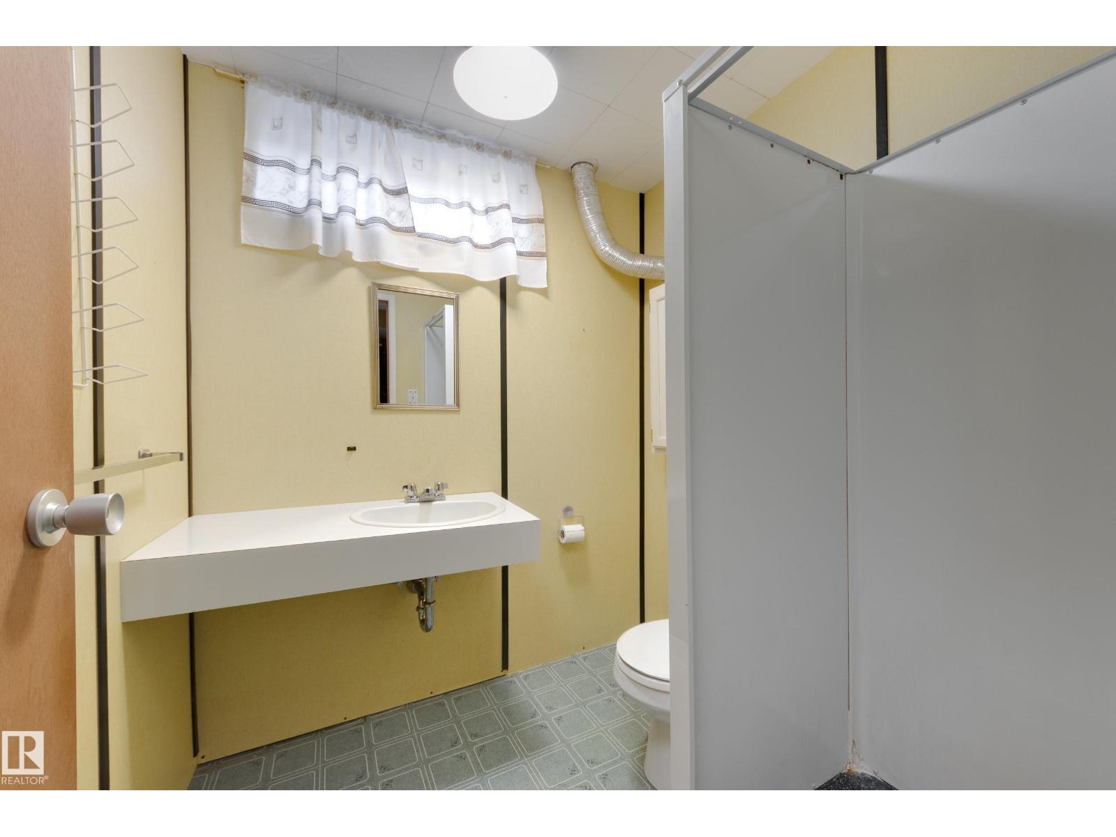 4820 109 Av Nw Property Photo 30