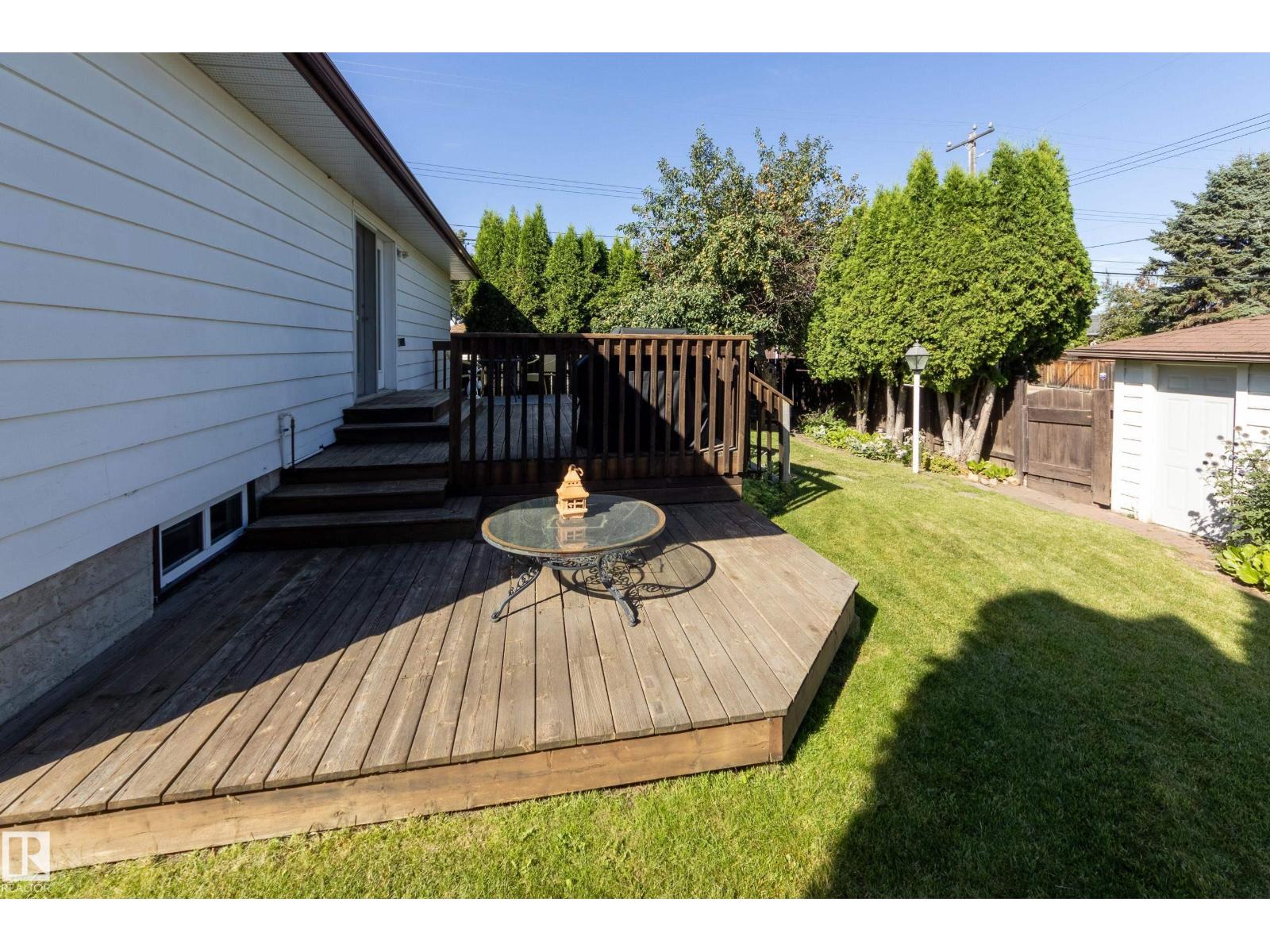 4820 109 Av Nw Property Photo 34
