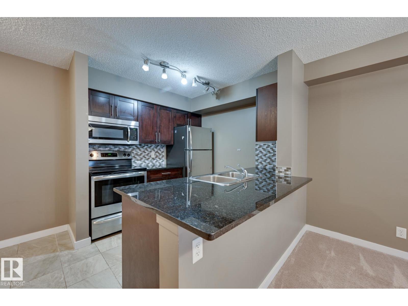 #217 3211 James Mowatt Tr Sw Property Photo 9