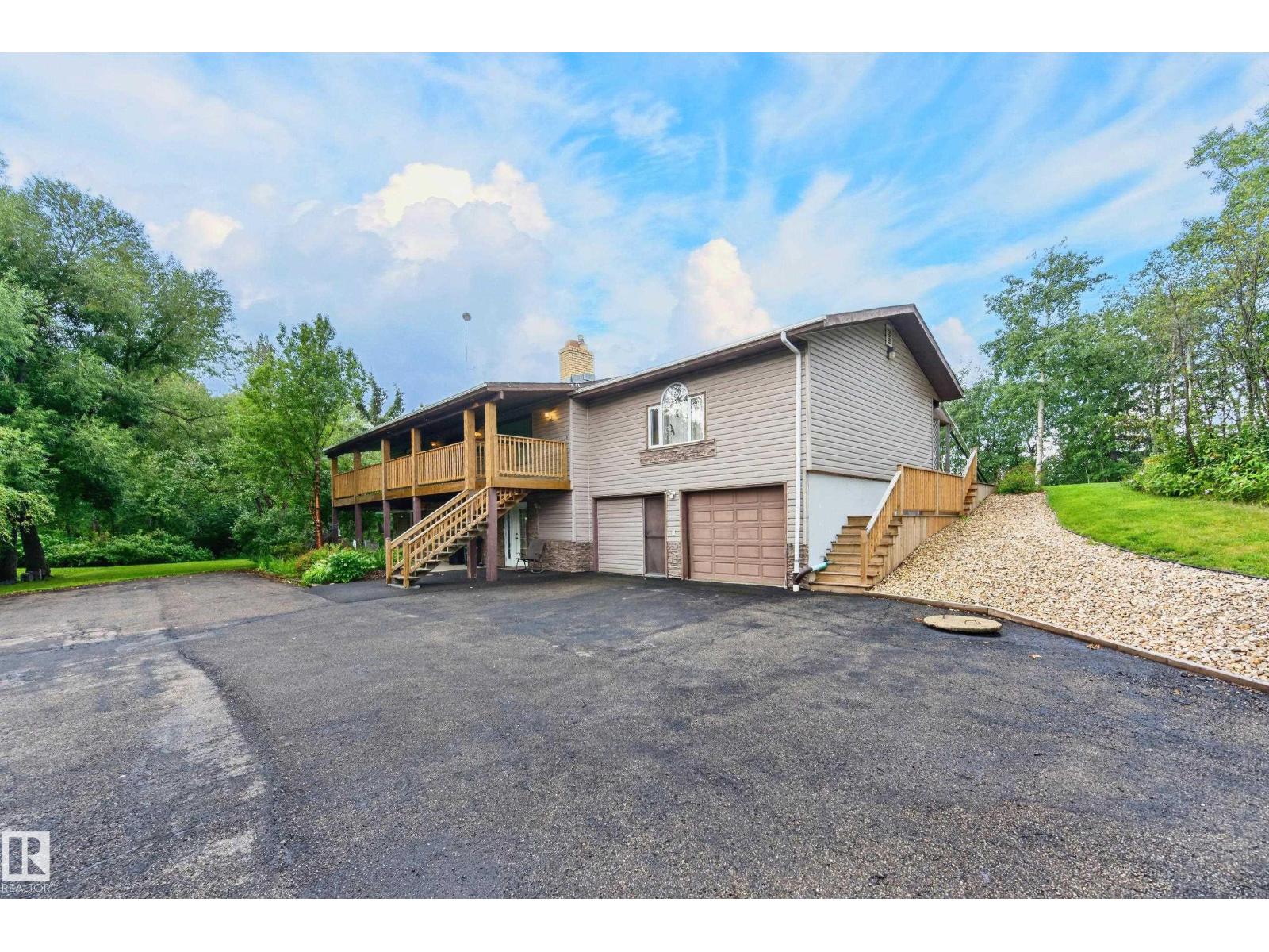 #206 52063 Rge Road 225 Property Photo 1