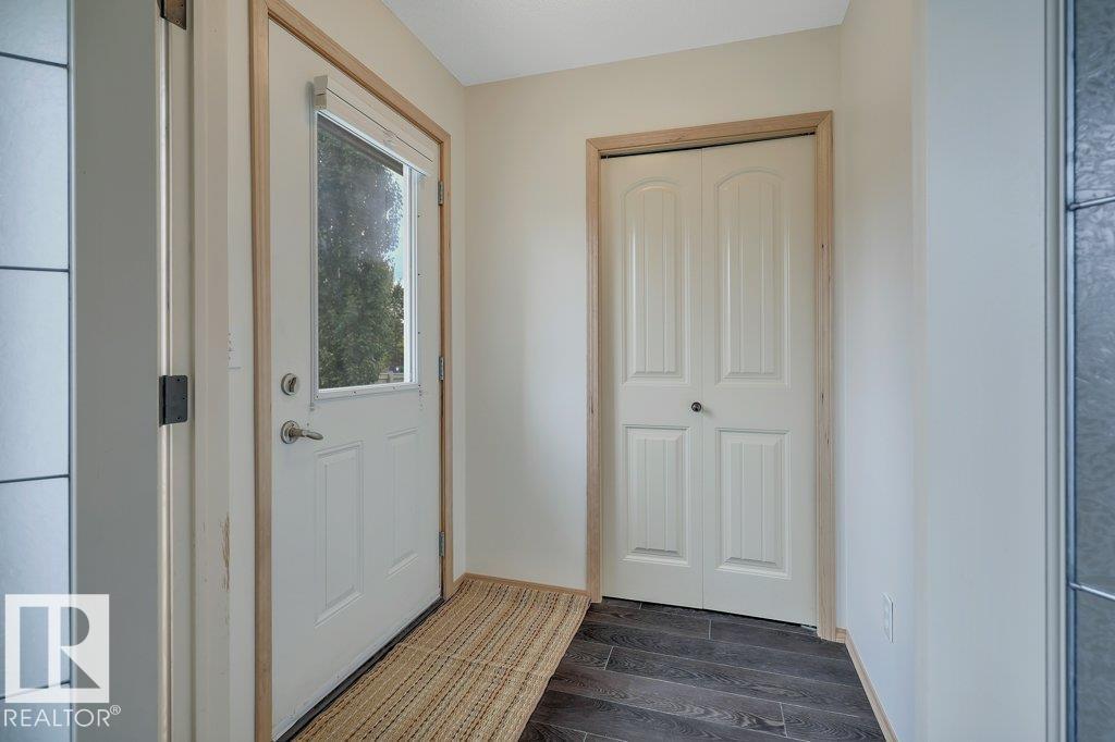#109 604 62 St Sw Property Photo 5