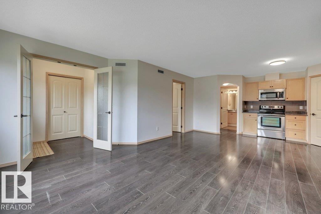 #109 604 62 St Sw Property Photo 8
