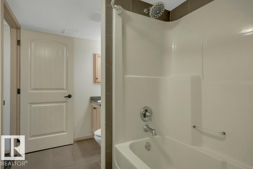 #109 604 62 St Sw Property Photo 20