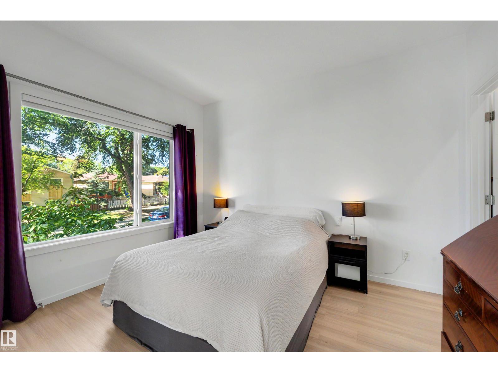 11215 87 St Nw Property Photo 6