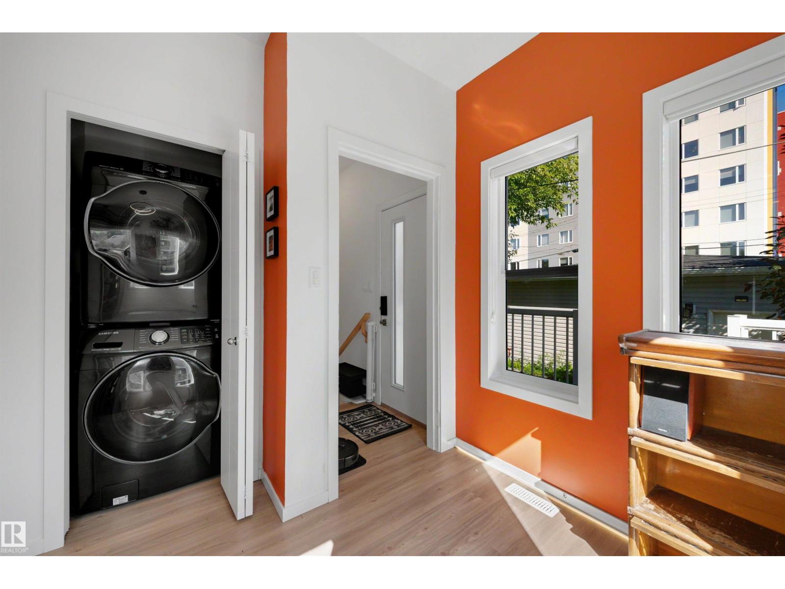 11215 87 St Nw Property Photo 22