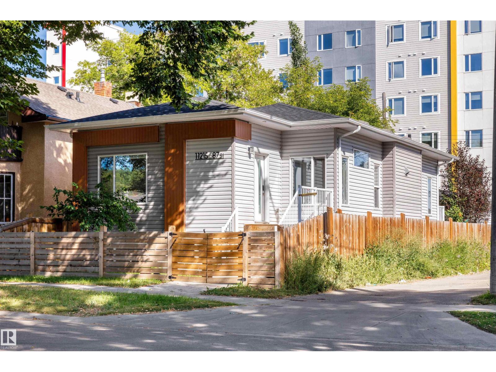 11215 87 St Nw Property Photo 28