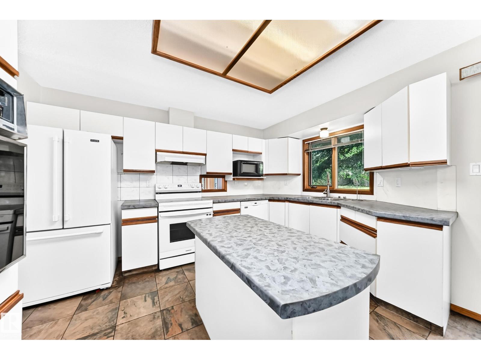 4208 Ramsay Rd Nw Property Photo 4