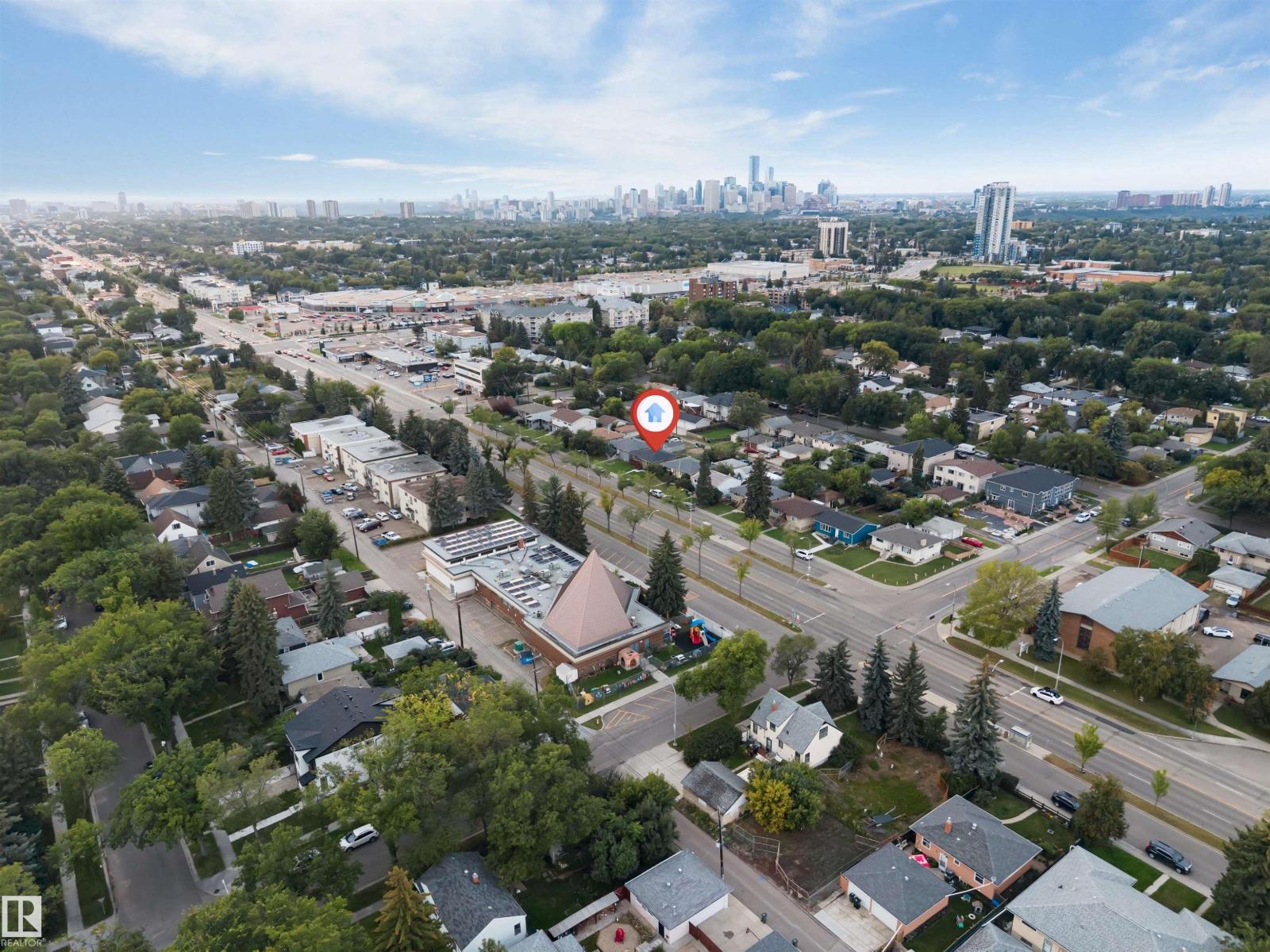 7928 82 Av Nw Property Photo 5